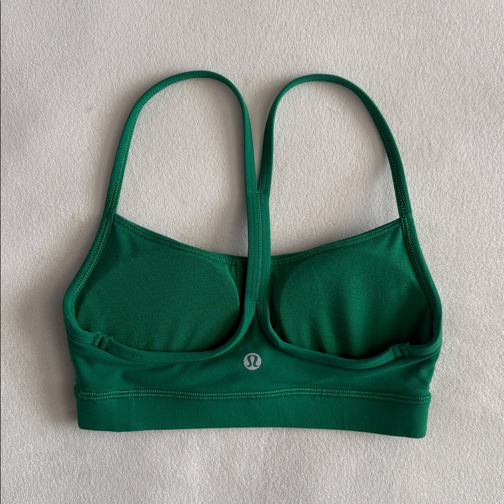 Lululemon Flow Y Nulu Bra *Light Support, A–C Cups
Emerald Ice - Picture 2 of 8